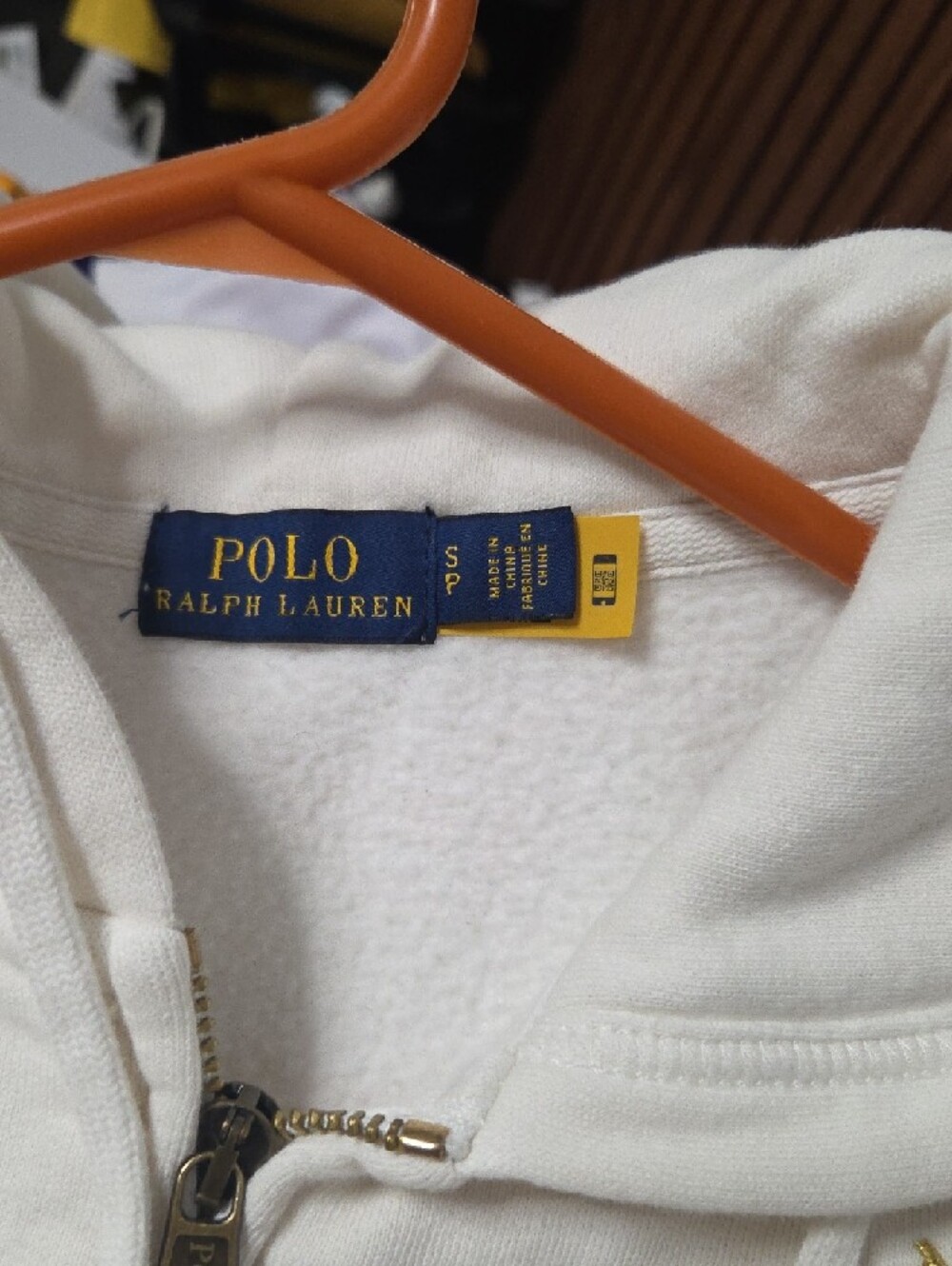Polo Ralph Lauren jogging set with a hooded zip-up jacket and matching pants. - Picture 3 of 9